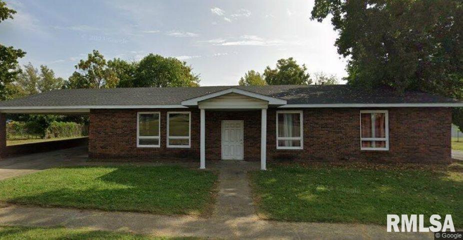 303 WALL Street  Carbondale IL 62901
