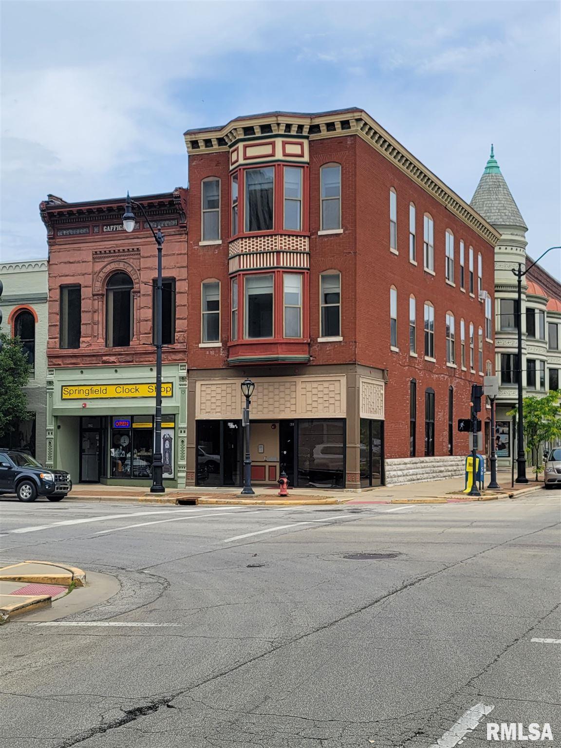 631 WASHINGTON Street  Springfield IL 62701