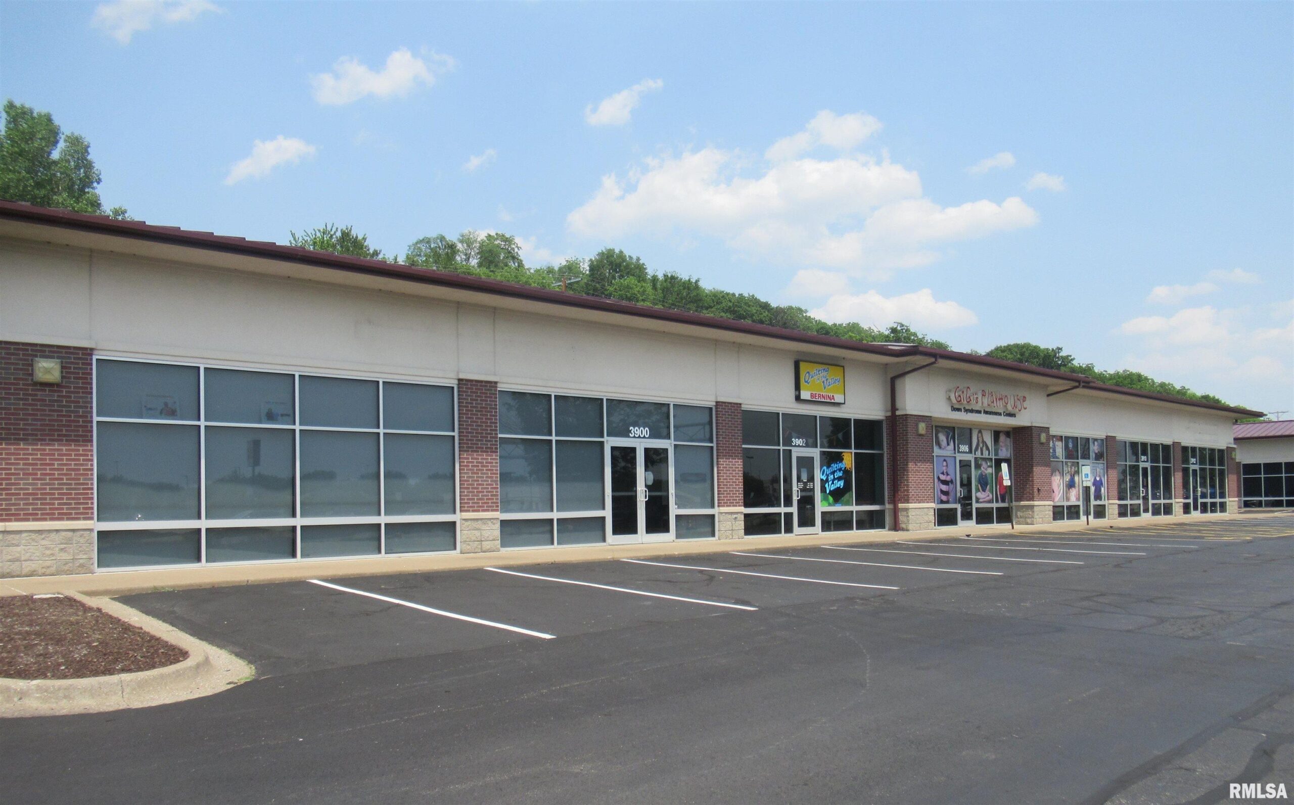 3900 38TH Avenue  Moline IL 61265