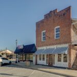 14 MAIN Street  Pinckneyville IL 62274