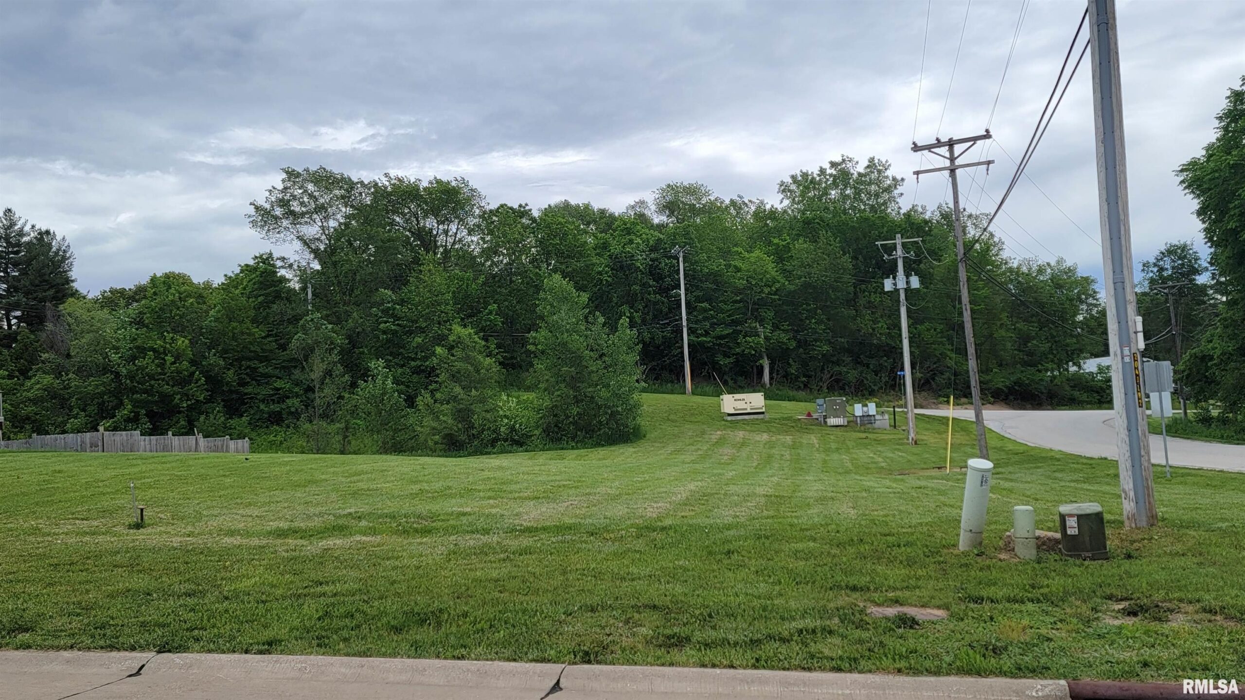 1815 6TH Street A  Coal Valley IL 61240