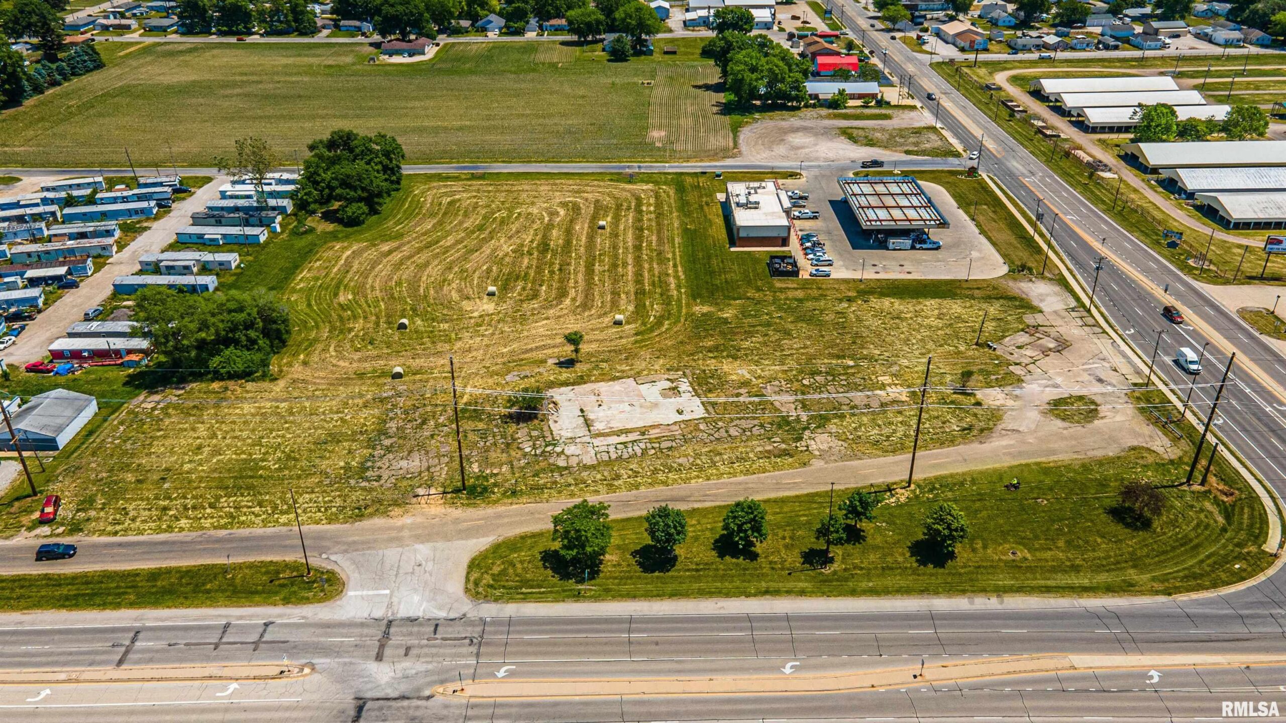 1020 Postville Drive  Lincoln IL 62656