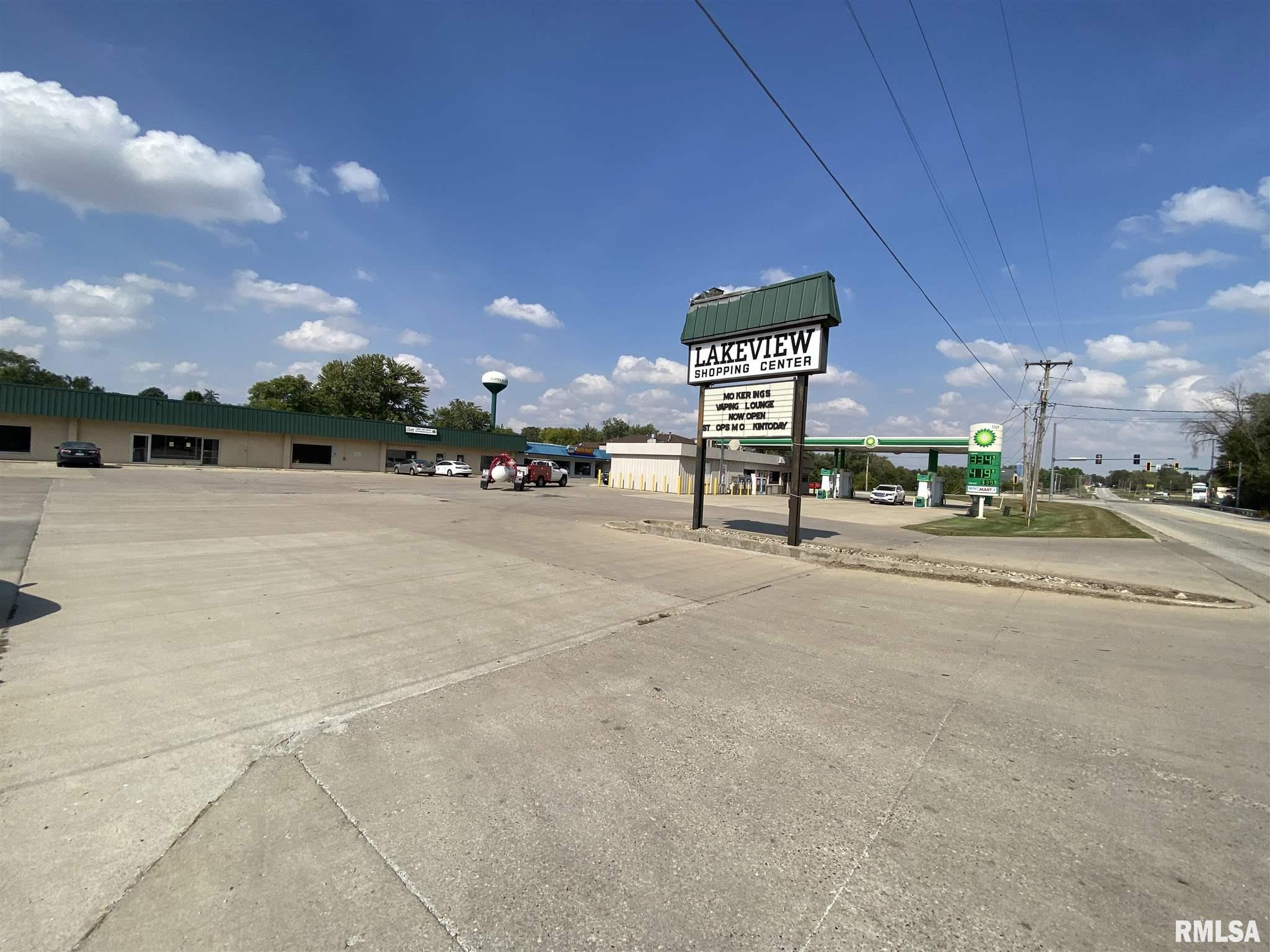 1900-1964 MAIN Street  Eureka IL 61530