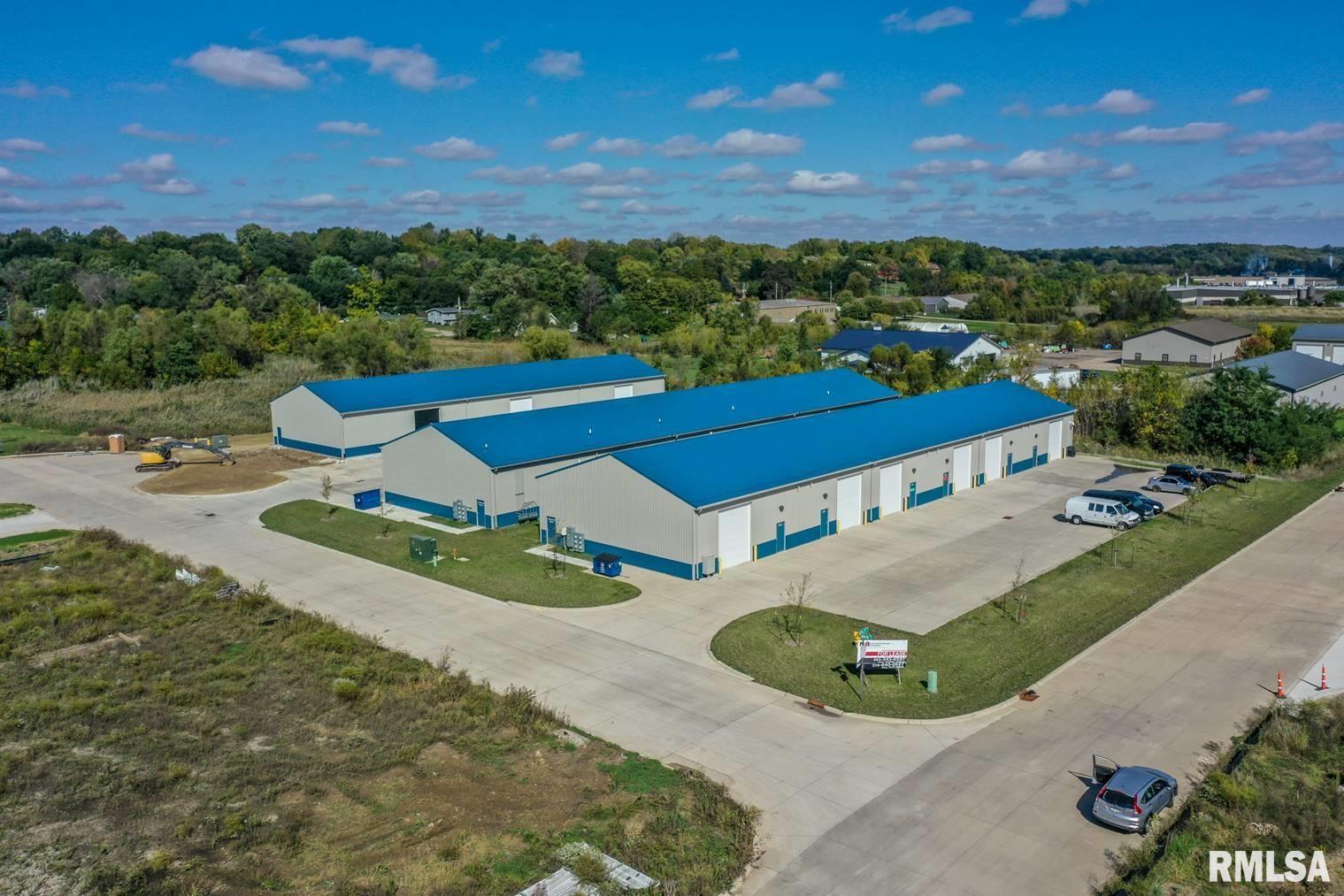 3257 MOENCKS Court 3271 Bettendorf IA 52722