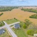 6225 LOCUST Street  Davenport IA 52804