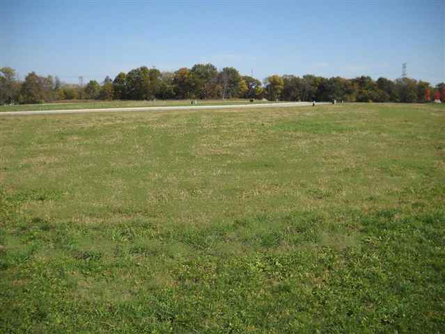 Lot 16 GRANDVIEW Court  Pekin IL 61554