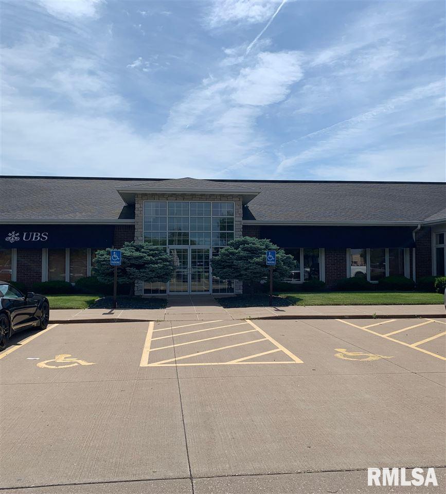 5515 UTICA RIDGE Road 300 Davenport IA 52807