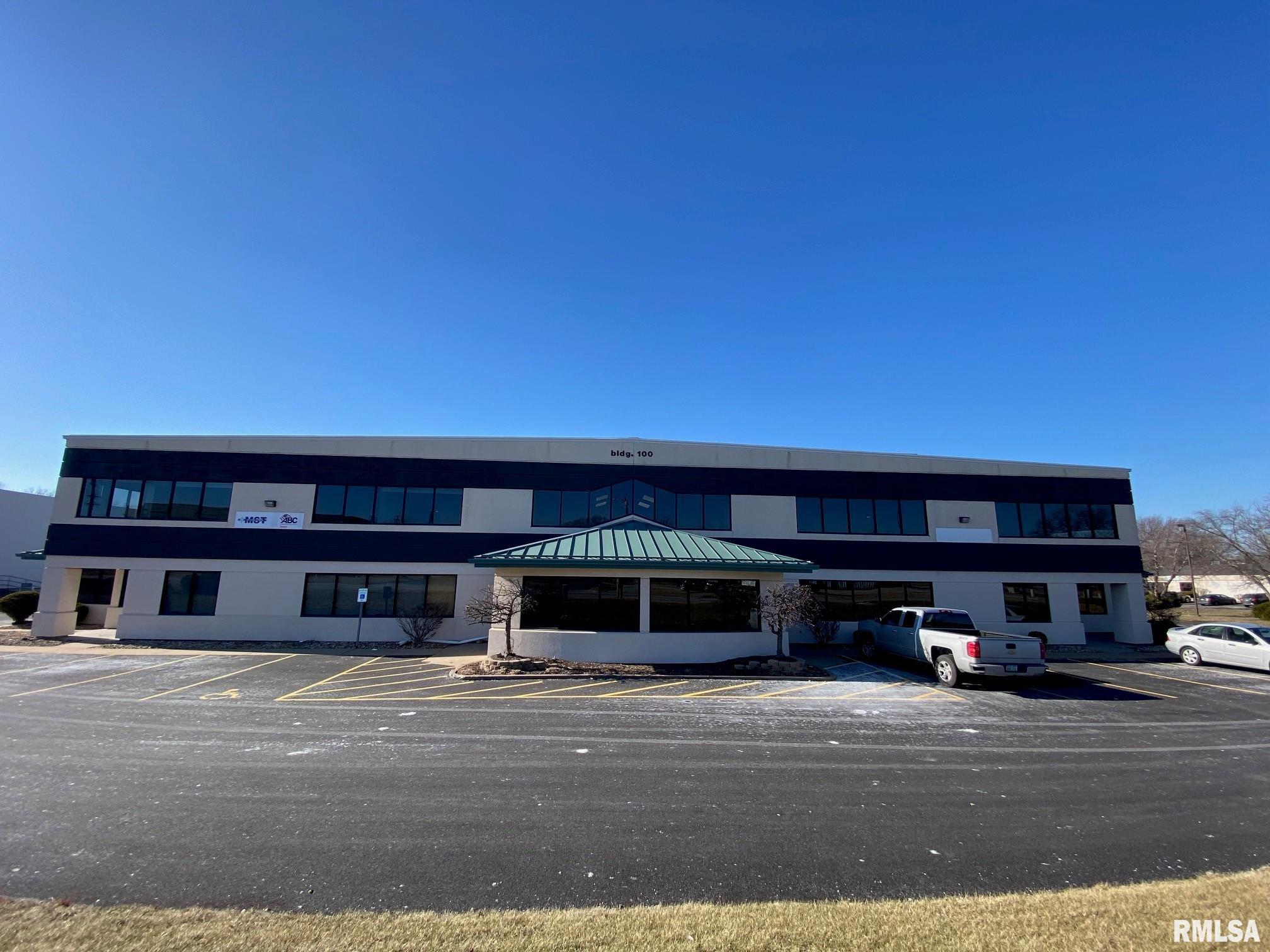 5000 TREMONT Avenue 100B Davenport IA 52807
