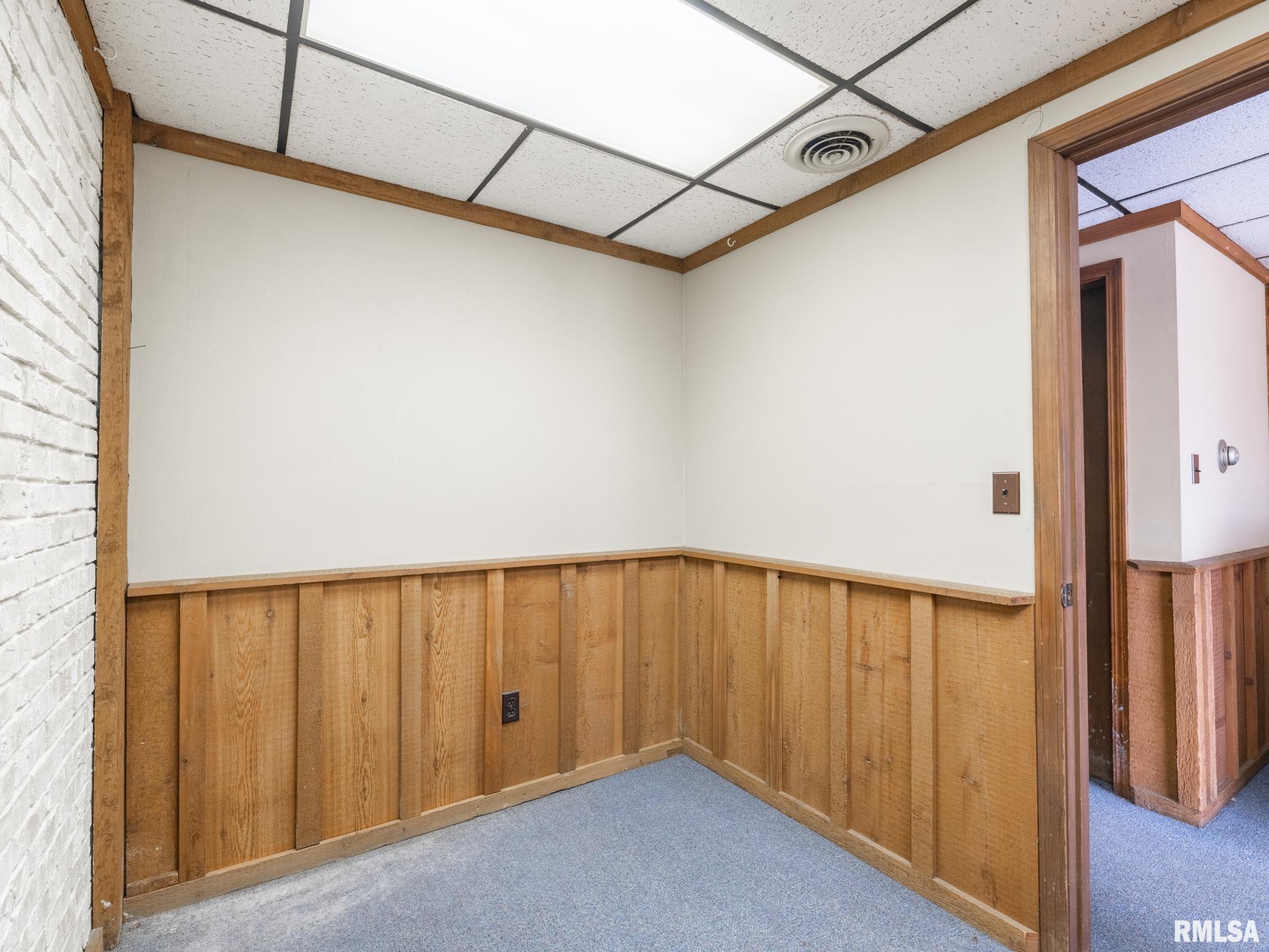 3409 MEADOW Avenue  East Peoria IL 61611
