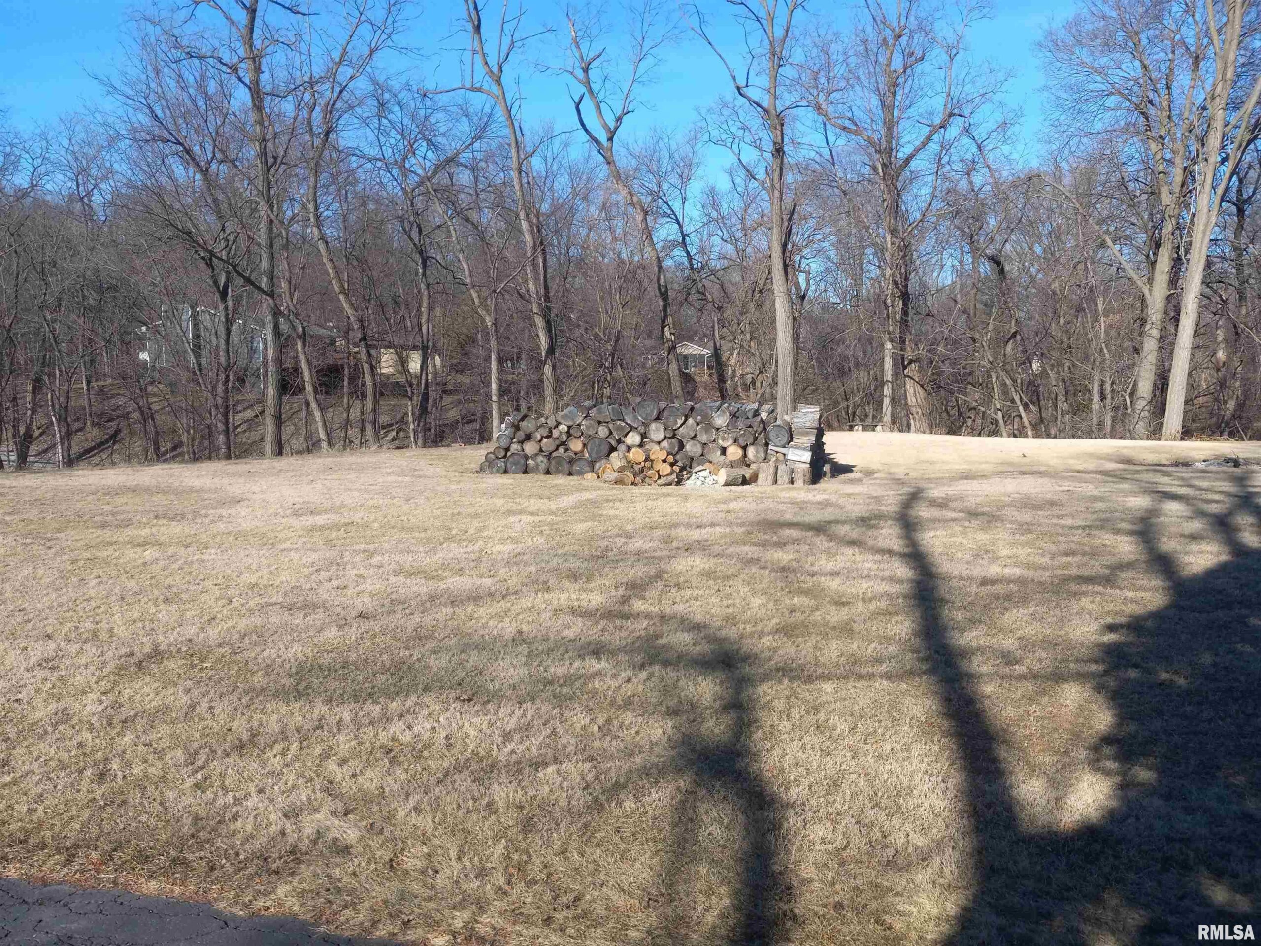 3006 2ND Street  Moline IL 61265