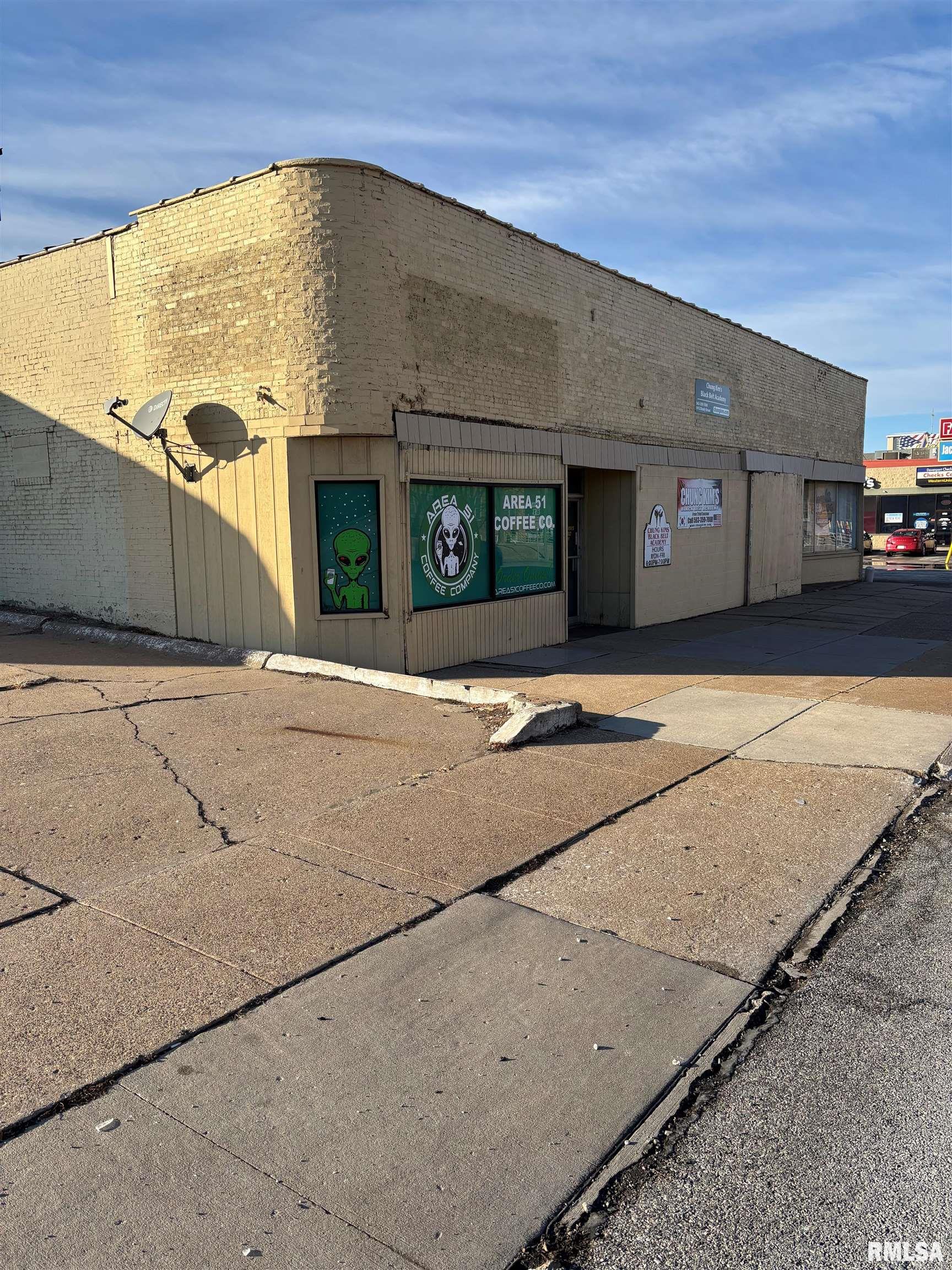 1908 BRADY Street  Davenport IA 52803