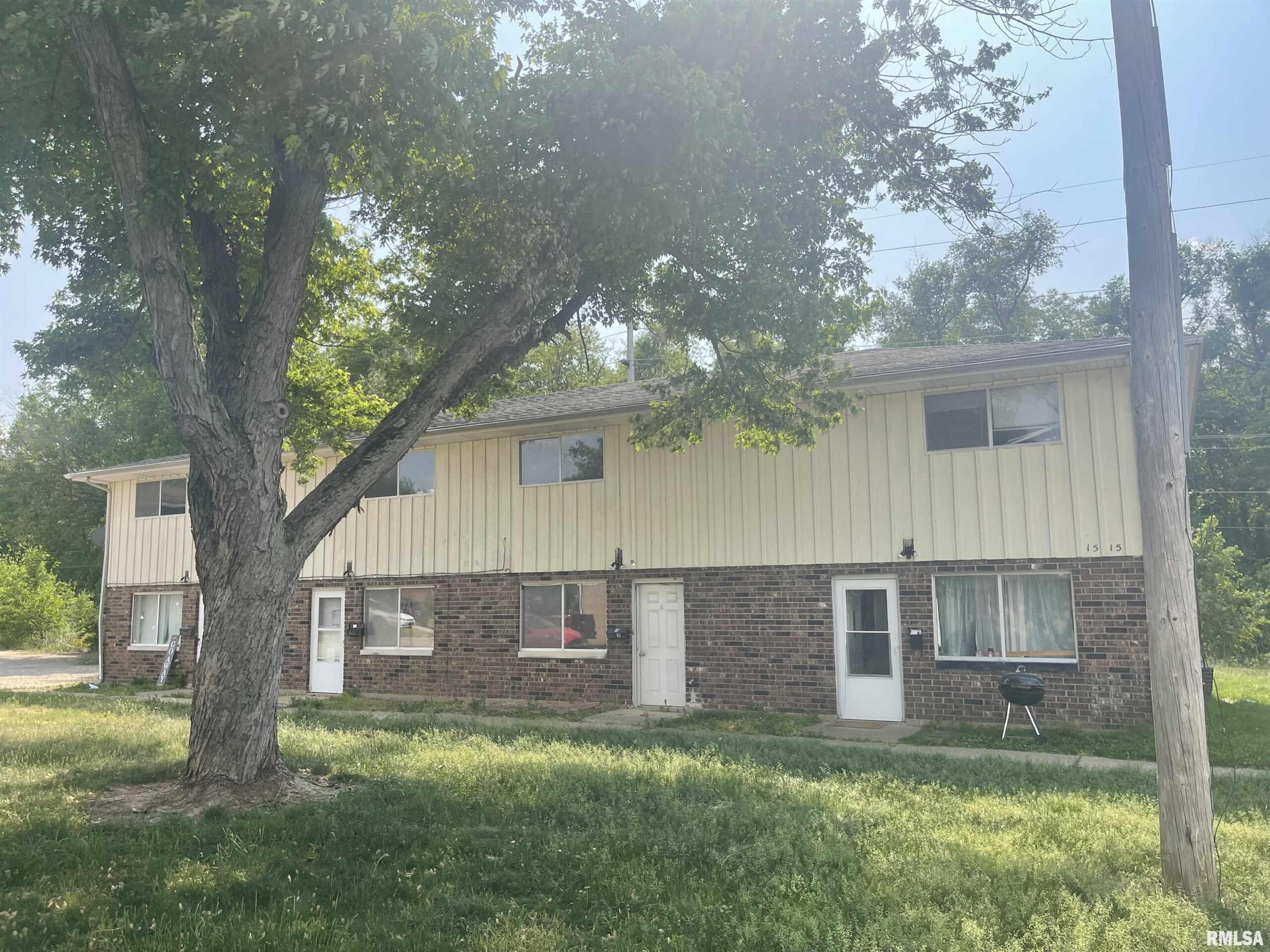 1513-1519 SARA Lane  Pekin IL 61554