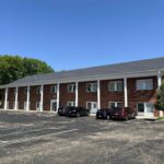 2001 WILLOW KNOLLS Drive 205 Peoria IL 61614