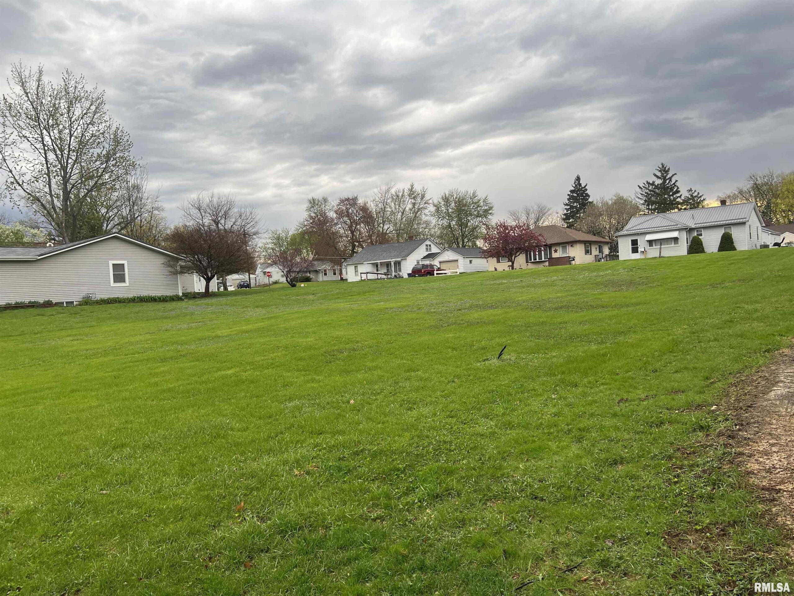 000 BARKER Street  Clinton IA 52732