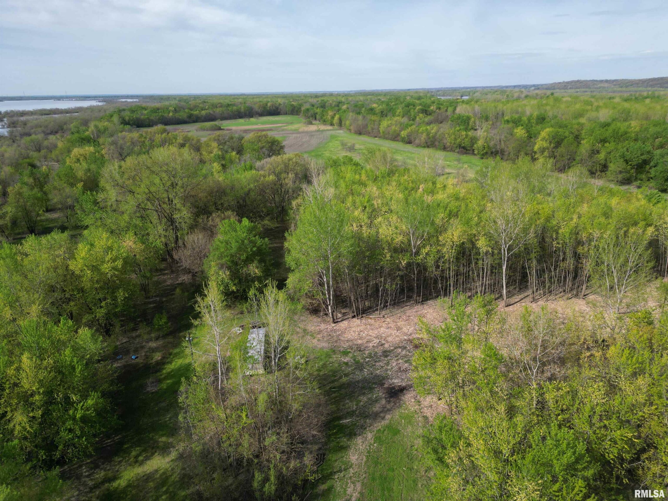0 ISLAND Lane  Beardstown IL 62618