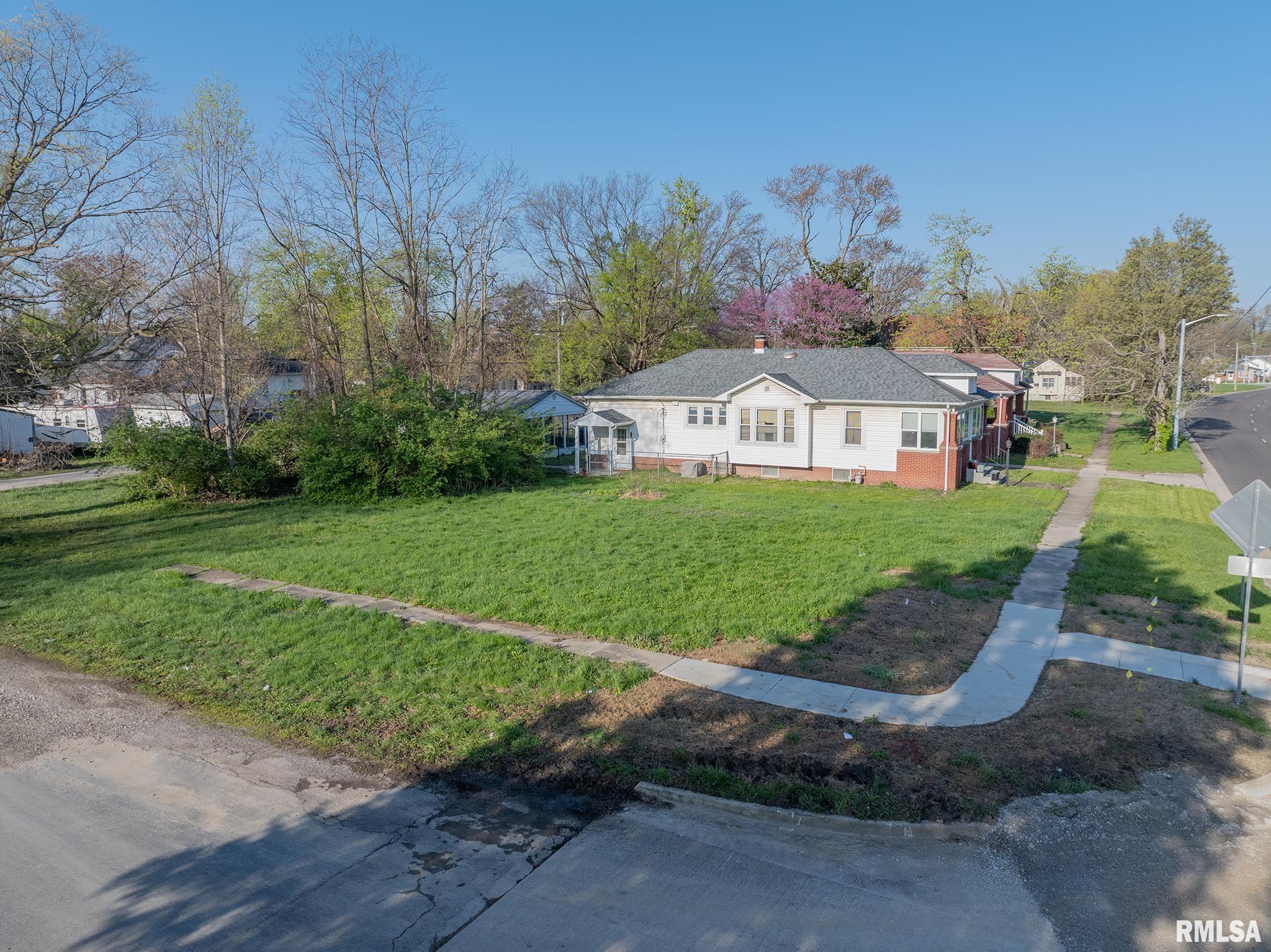 873 Noleman Street  Centralia IL 62801