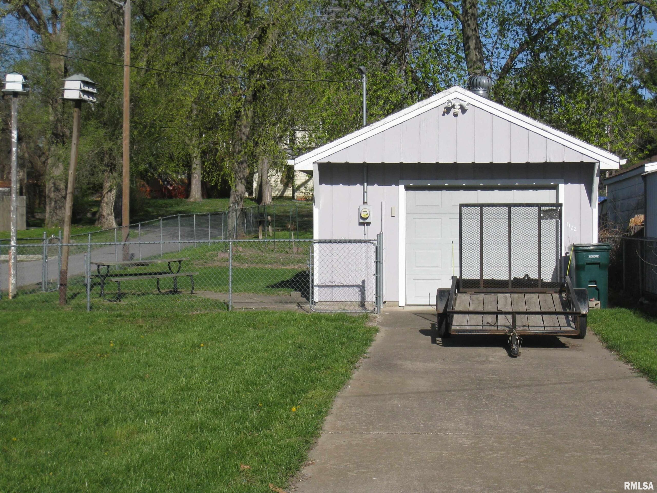 1122 4TH Street  Quincy IL 62301