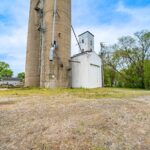 300 BROADWAY Street  Manito IL 61546
