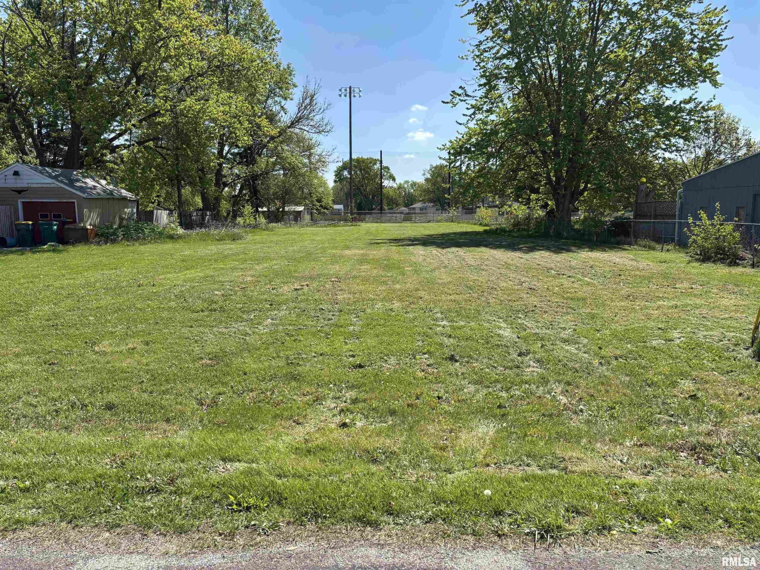 1297 CHAMBERS Street  Galesburg IL 61401