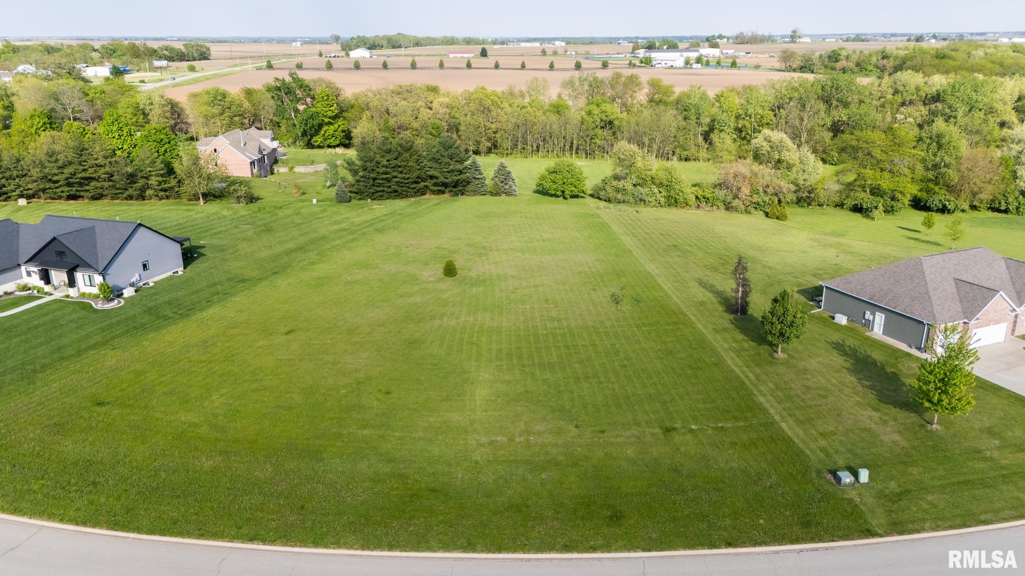 116 Lost Creek Court  Pekin IL 61554
