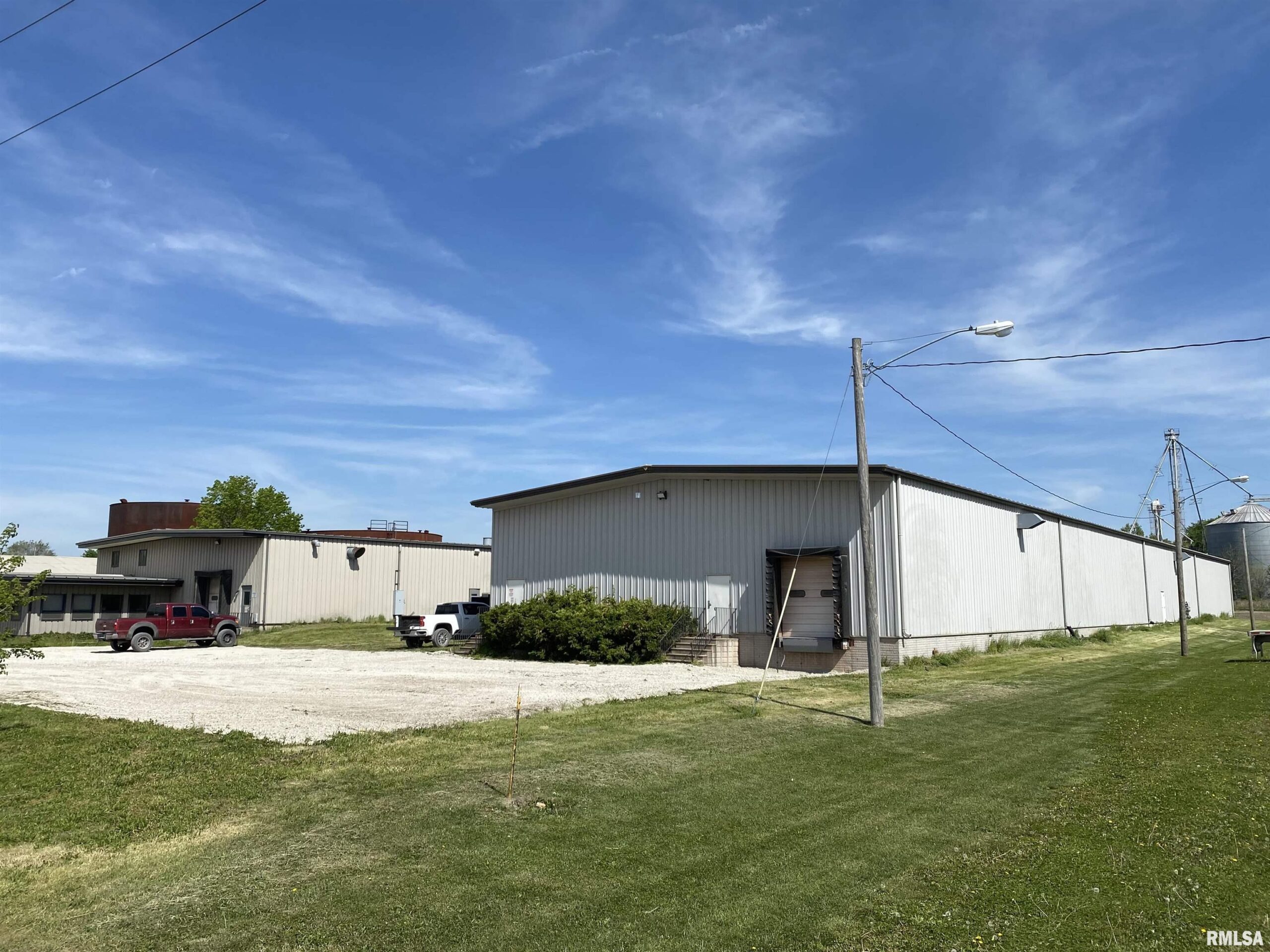 403 1ST Street #1 Wilton IA 52778