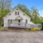 635 1ST Street  Silvis IL 61282