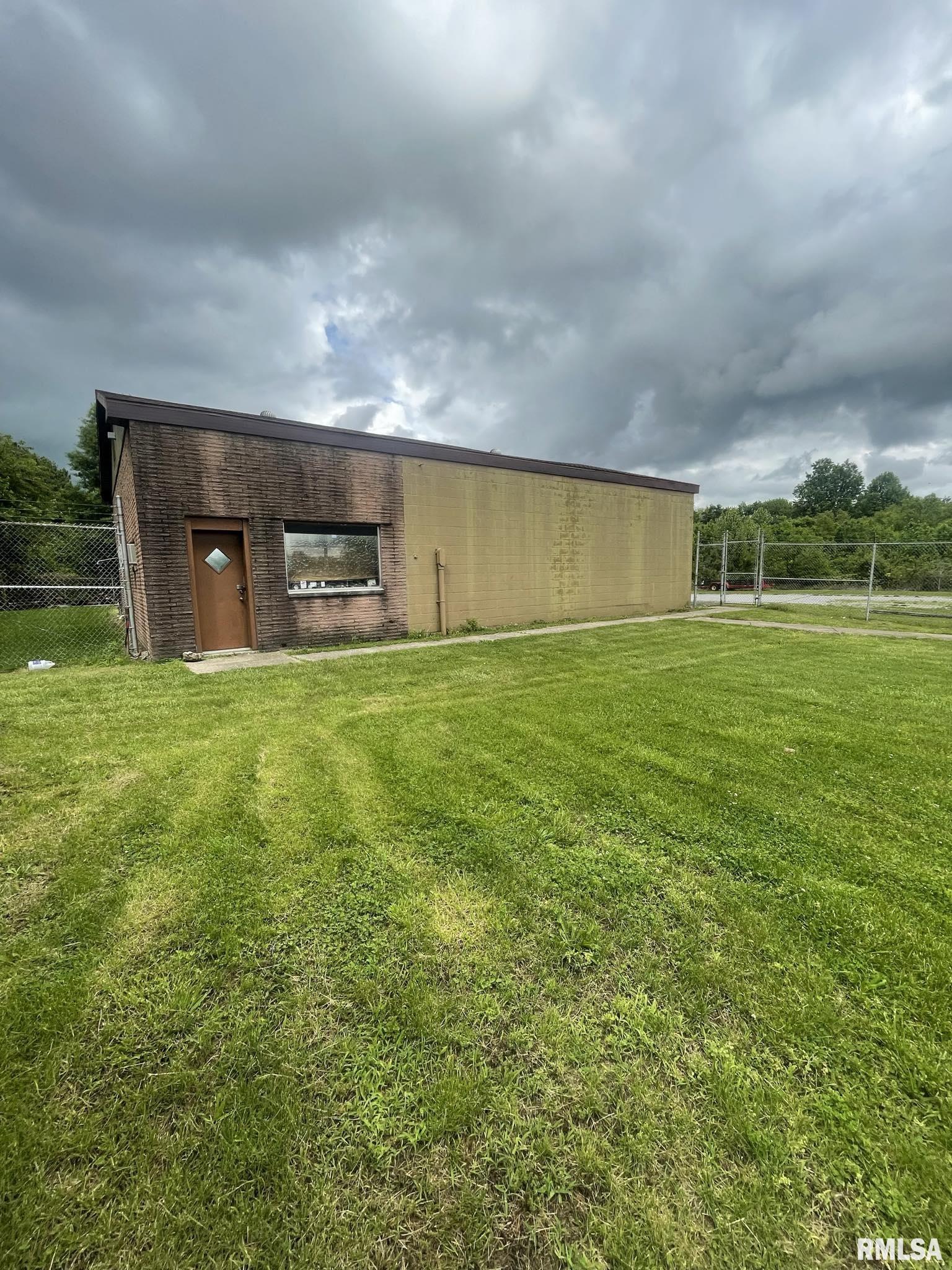 14447 State Highway 34   Benton IL 62812