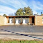 438 16TH Street  Bettendorf IA 52722