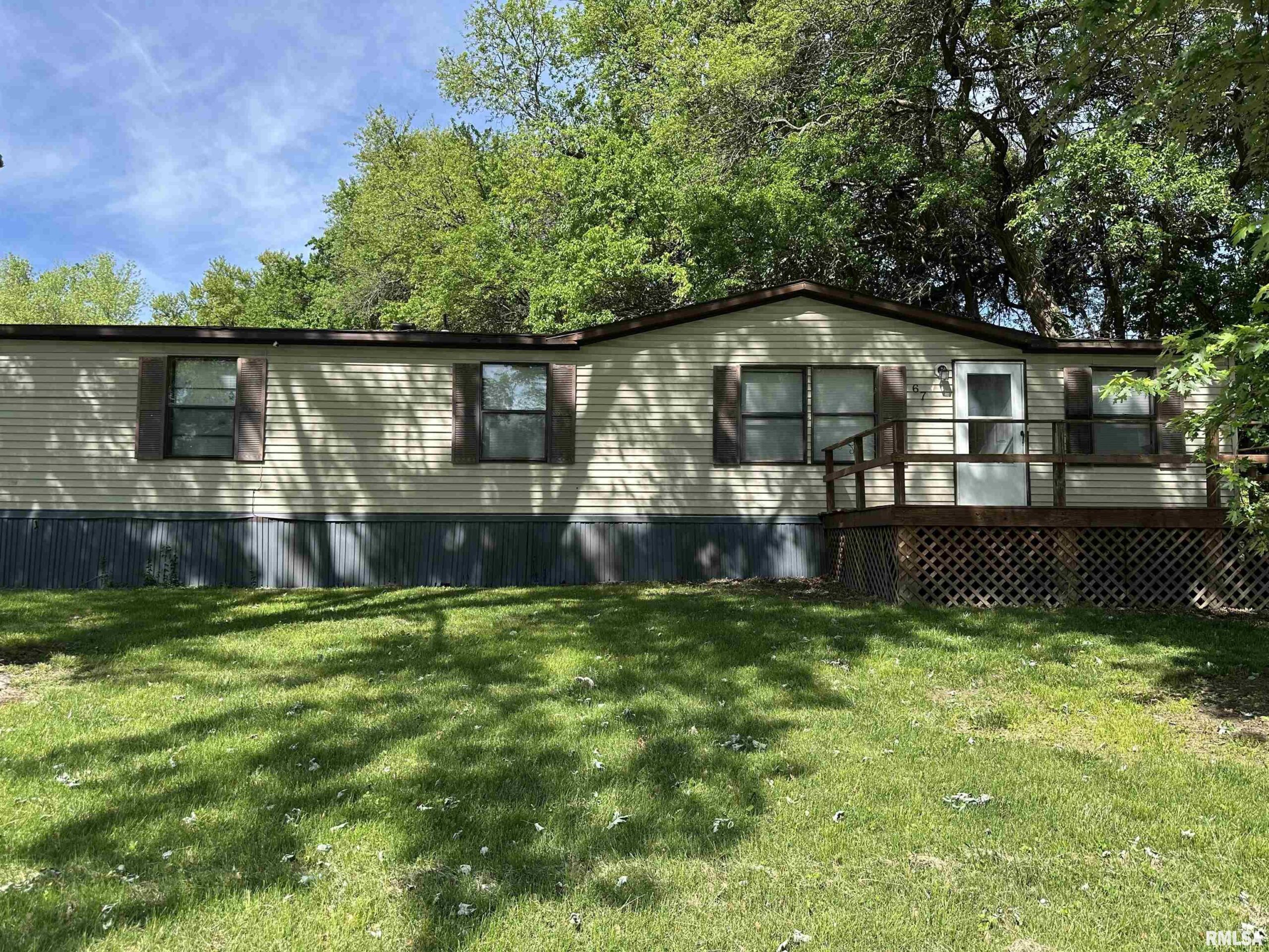 67 Grand Valley Drive  Springfield IL 62702