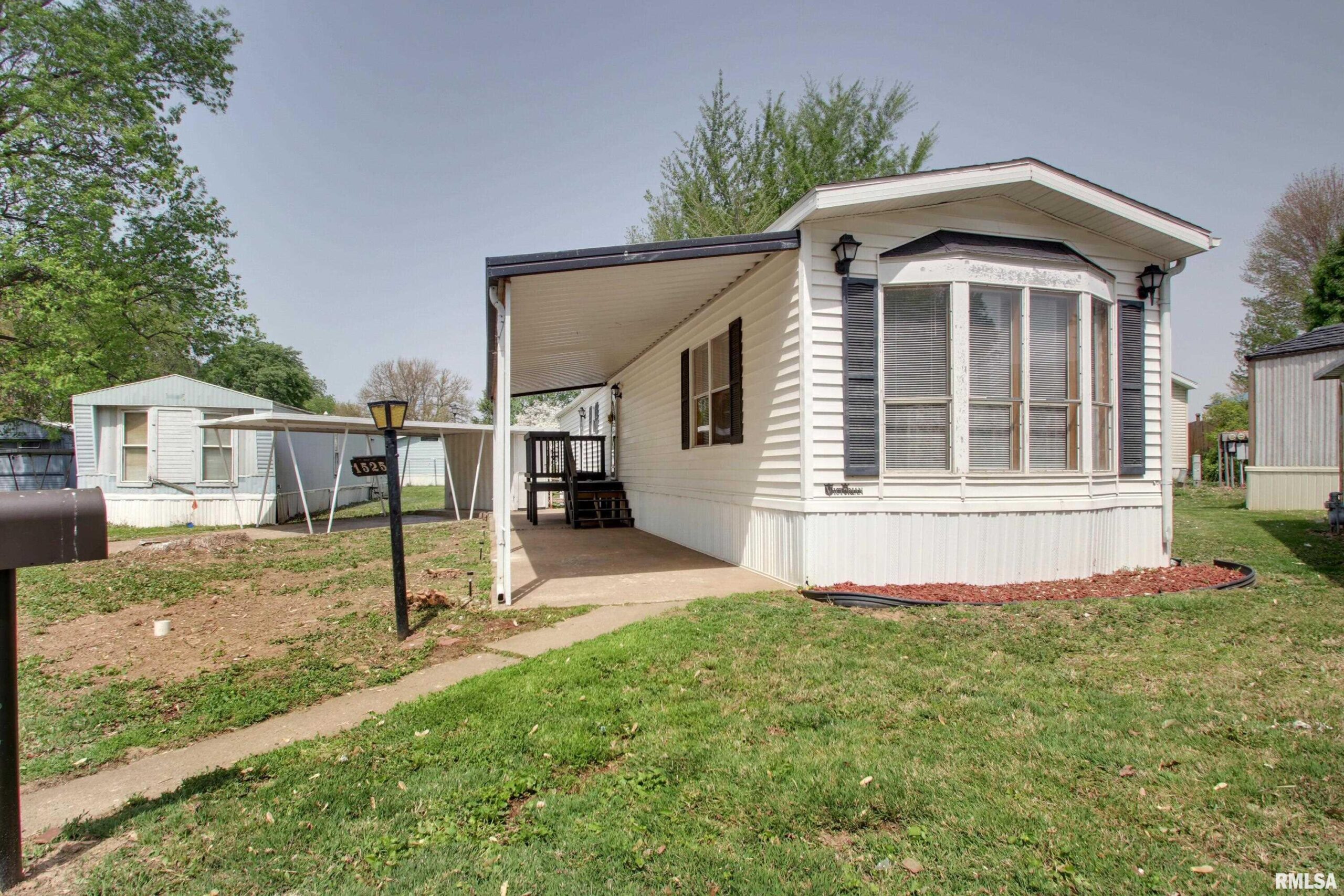 1525 Zellerman Avenue  Quincy IL 62305