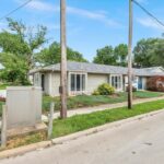 320 WALNUT Street Taylorville IL 62568