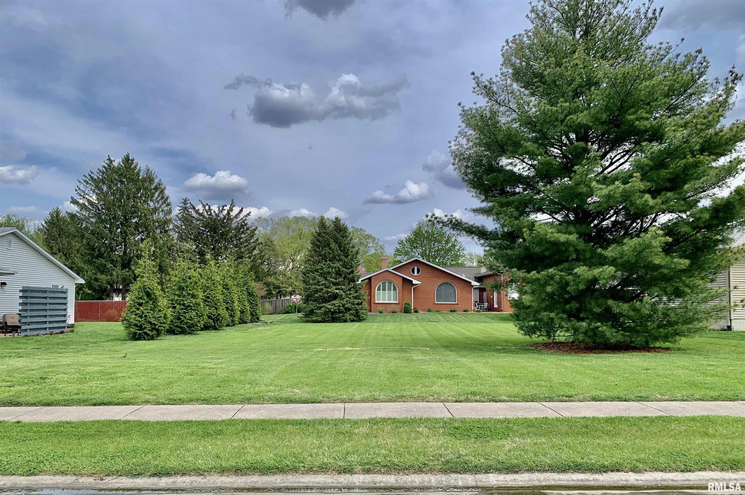 510 Westwinds Drive  Jacksonville IL 62650