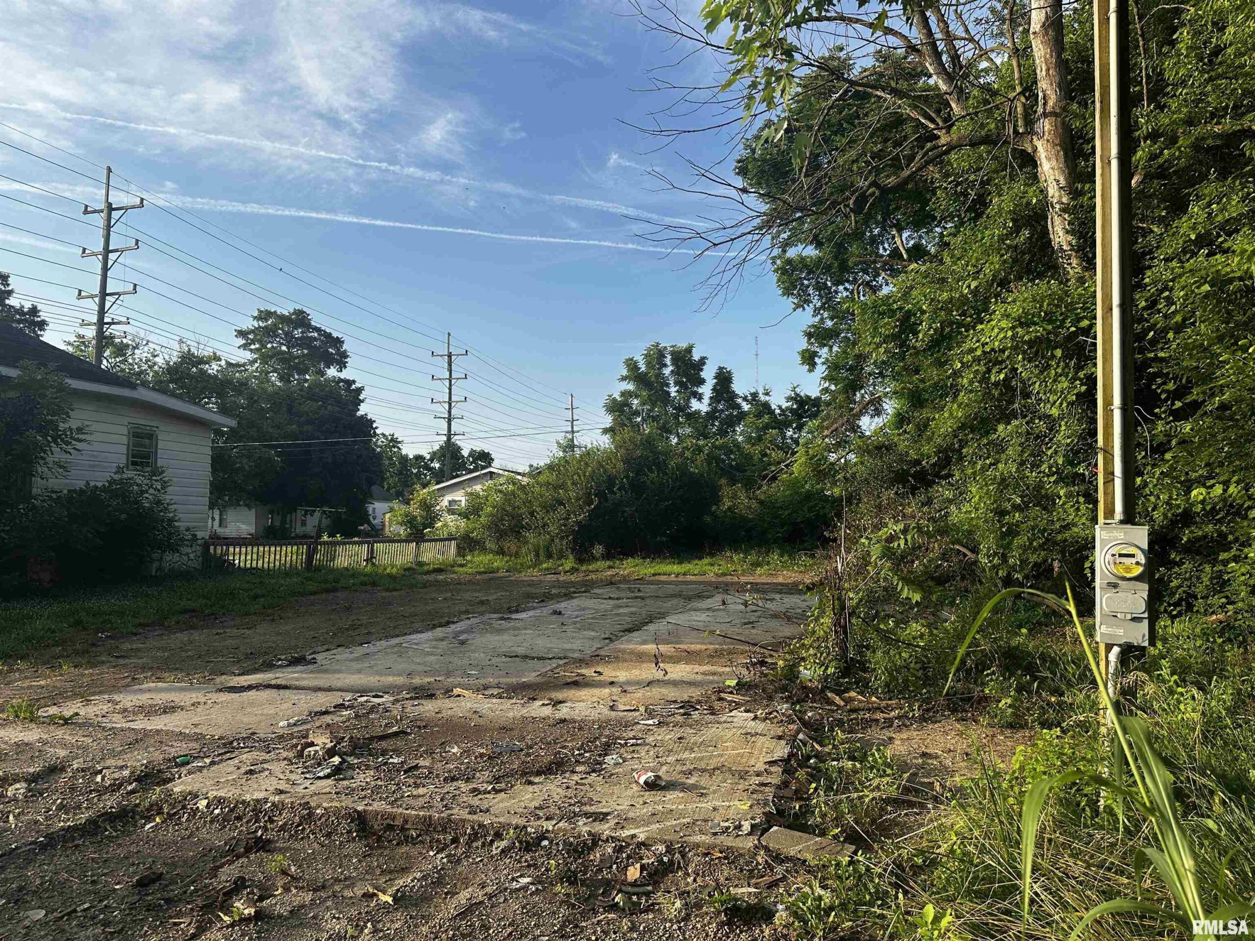 111 Midkiff Street  Harrisburg IL 62946