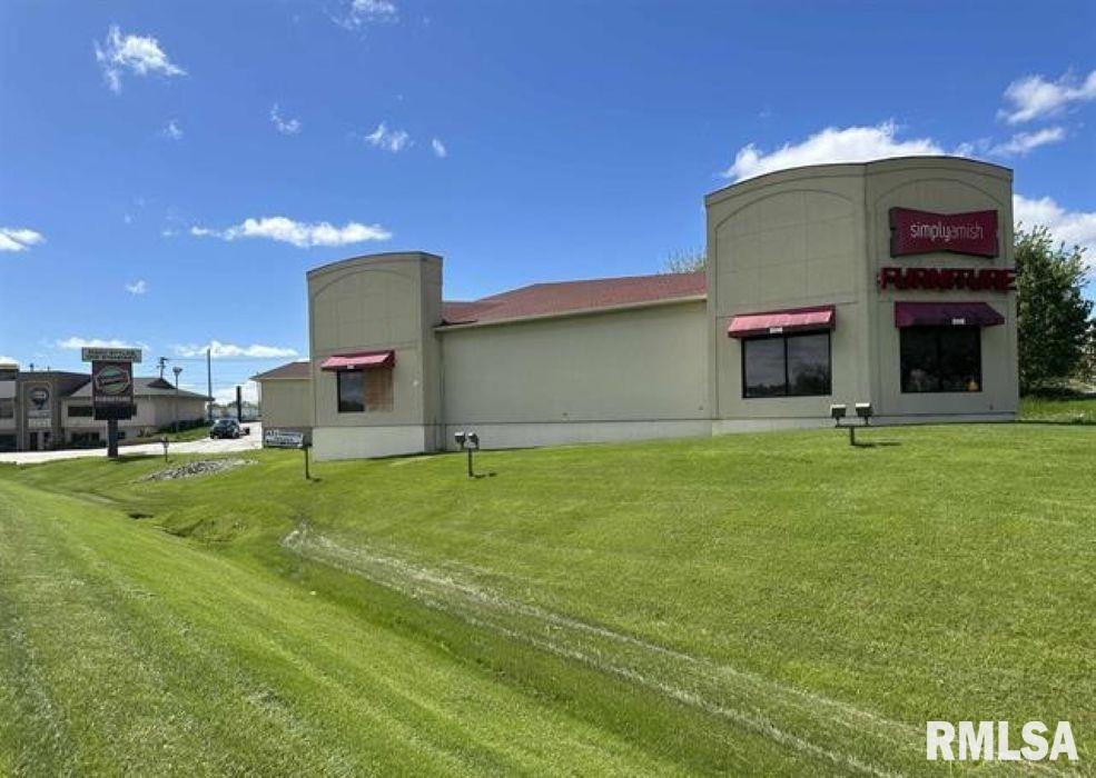 3711 HARRISON Street  Davenport IA 52806
