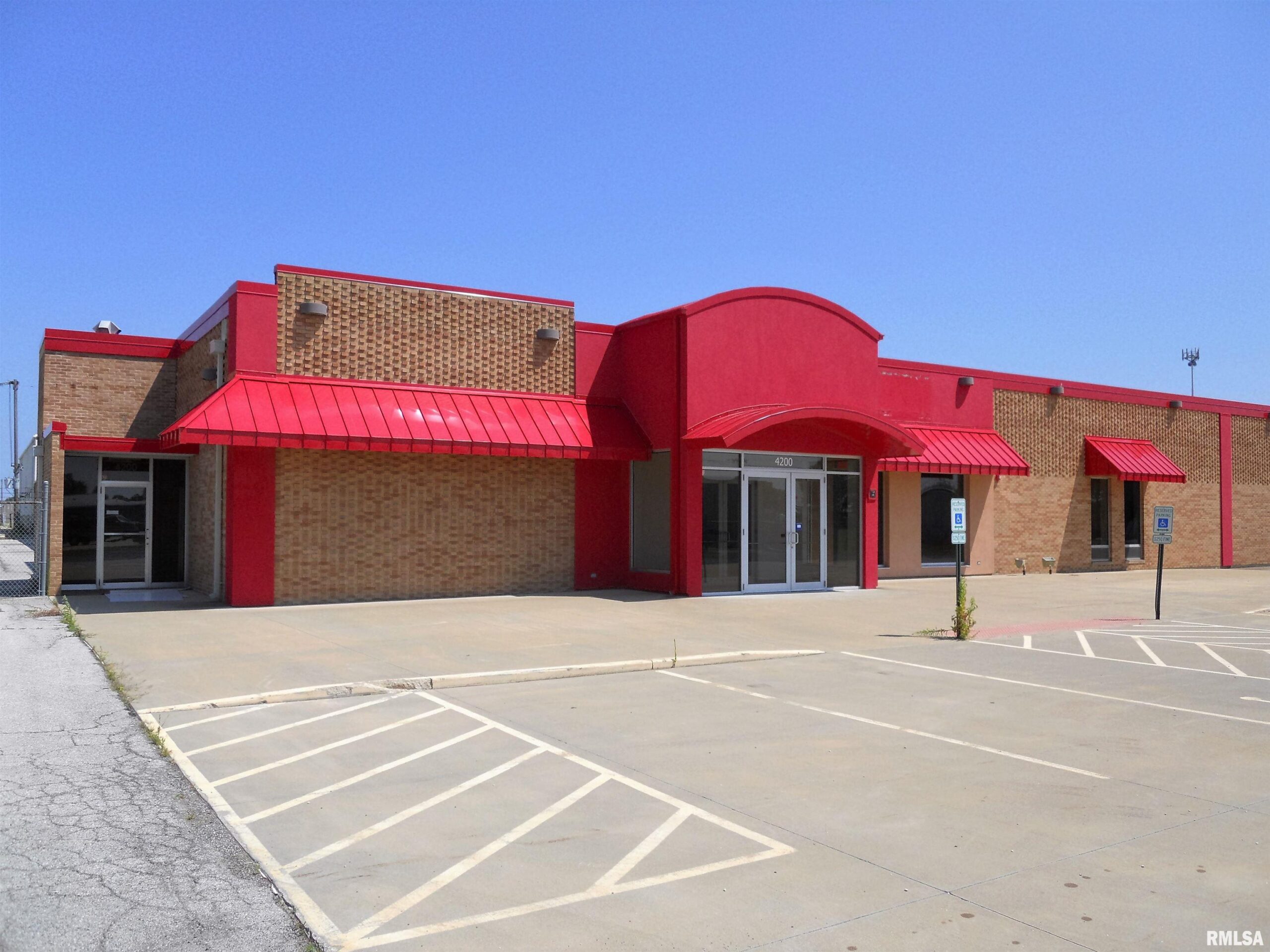 4200 Rodger Street  Springfield IL 62703
