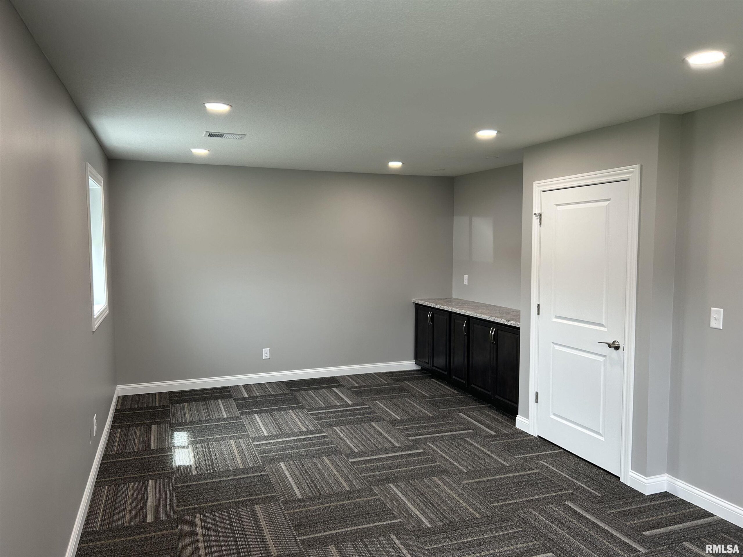 3913 15TH Street D B Moline IL 61265