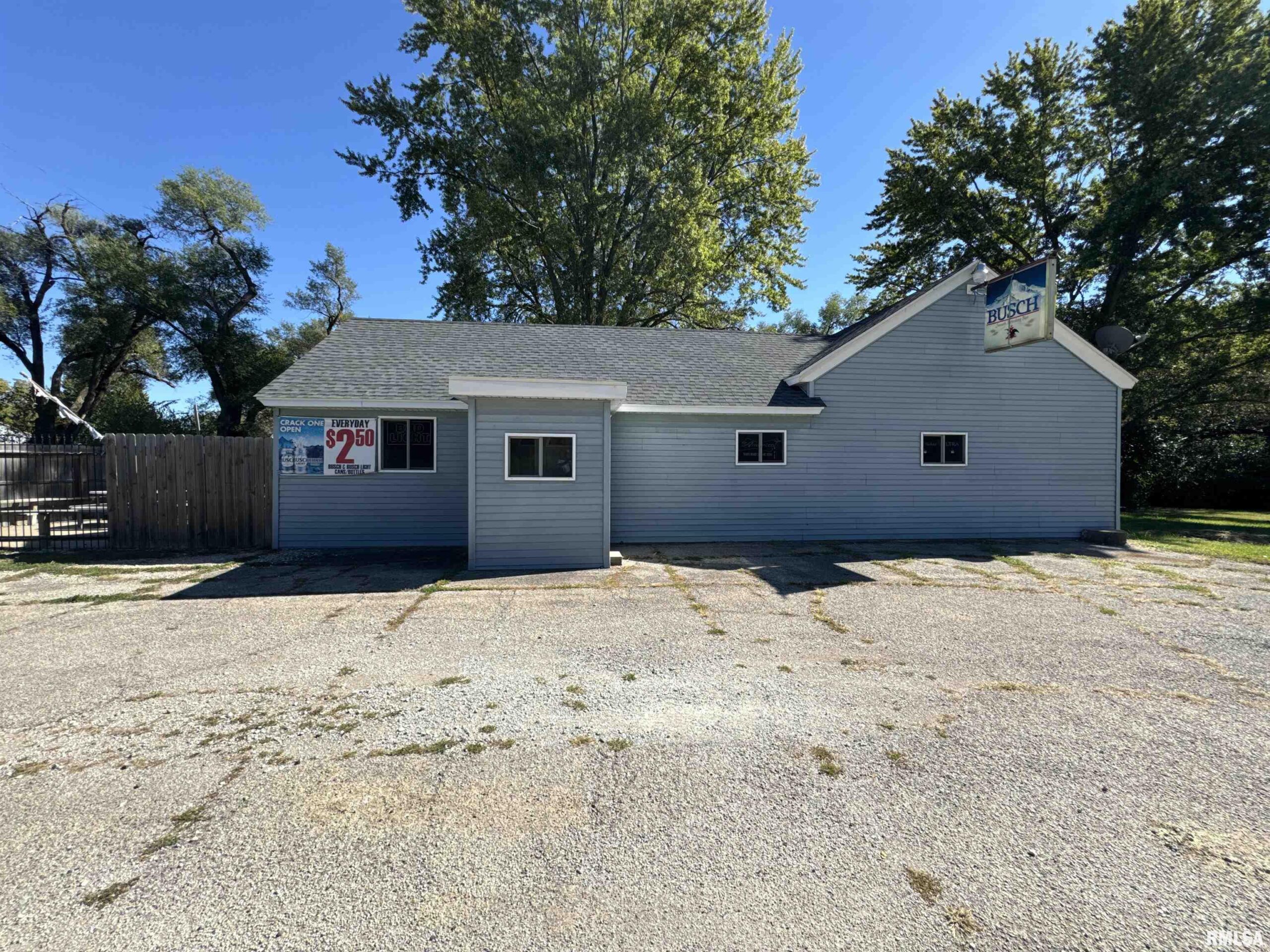 21575 State Highway 78   Canton IL 61520