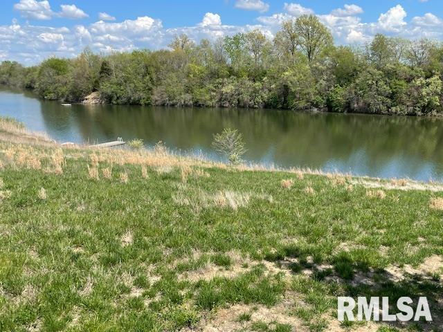 TBD Labrador Cove  Elkville IL 62932