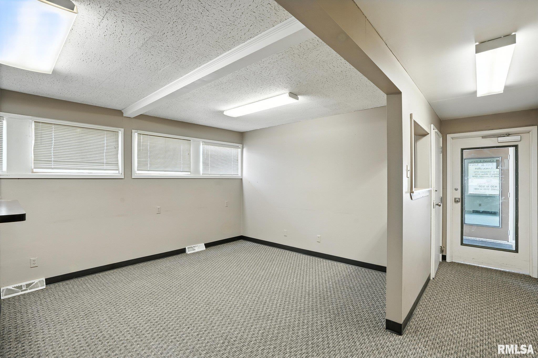 430 35TH Street  Davenport IA 52806