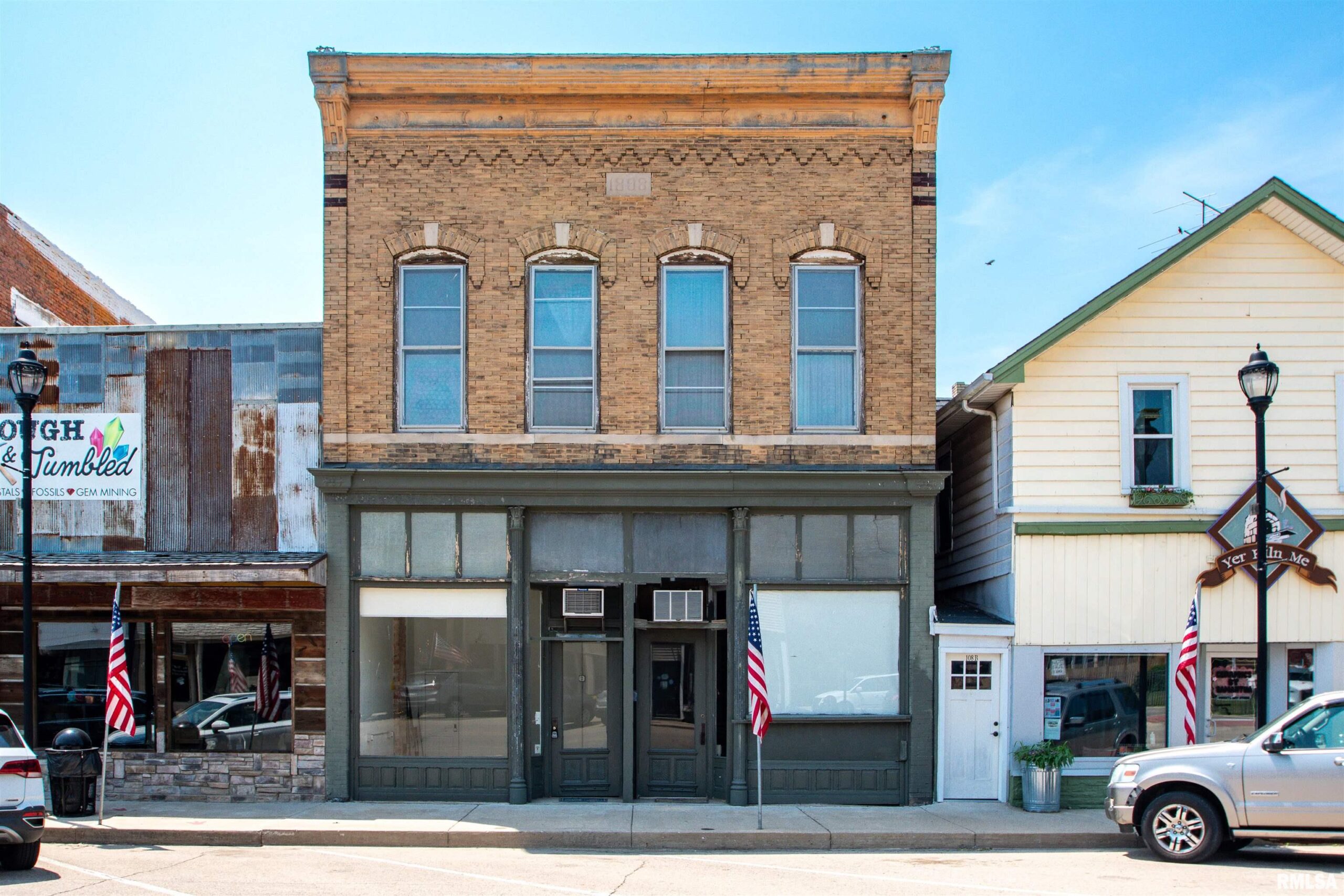 106 7TH Street  Wyoming IL 61491