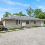 320 WALNUT Street Taylorville IL 62568