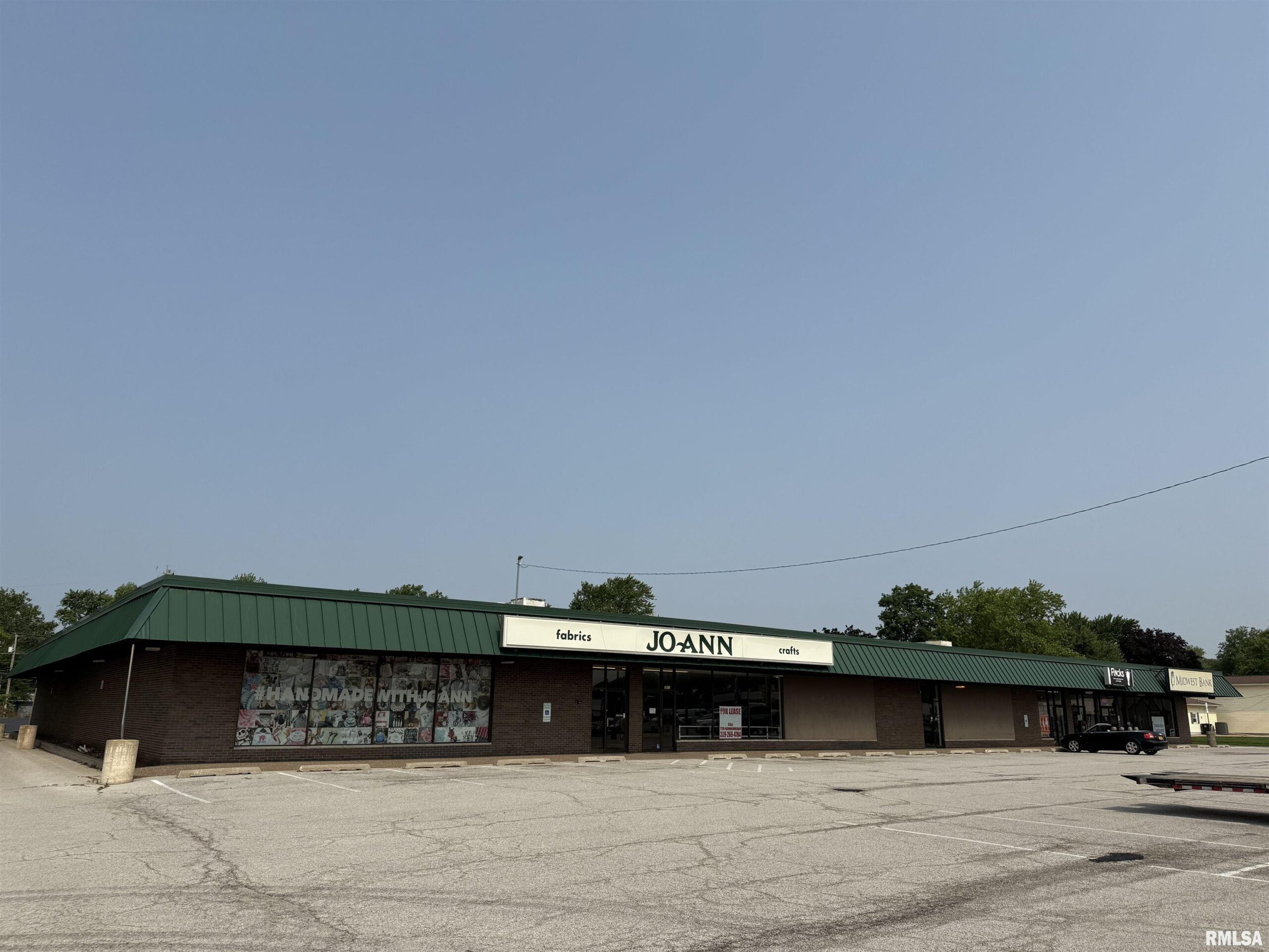 3911 16TH Street  Moline IL 61265