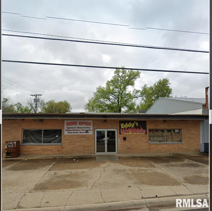 1106 ASH Street Springfield IL 62703