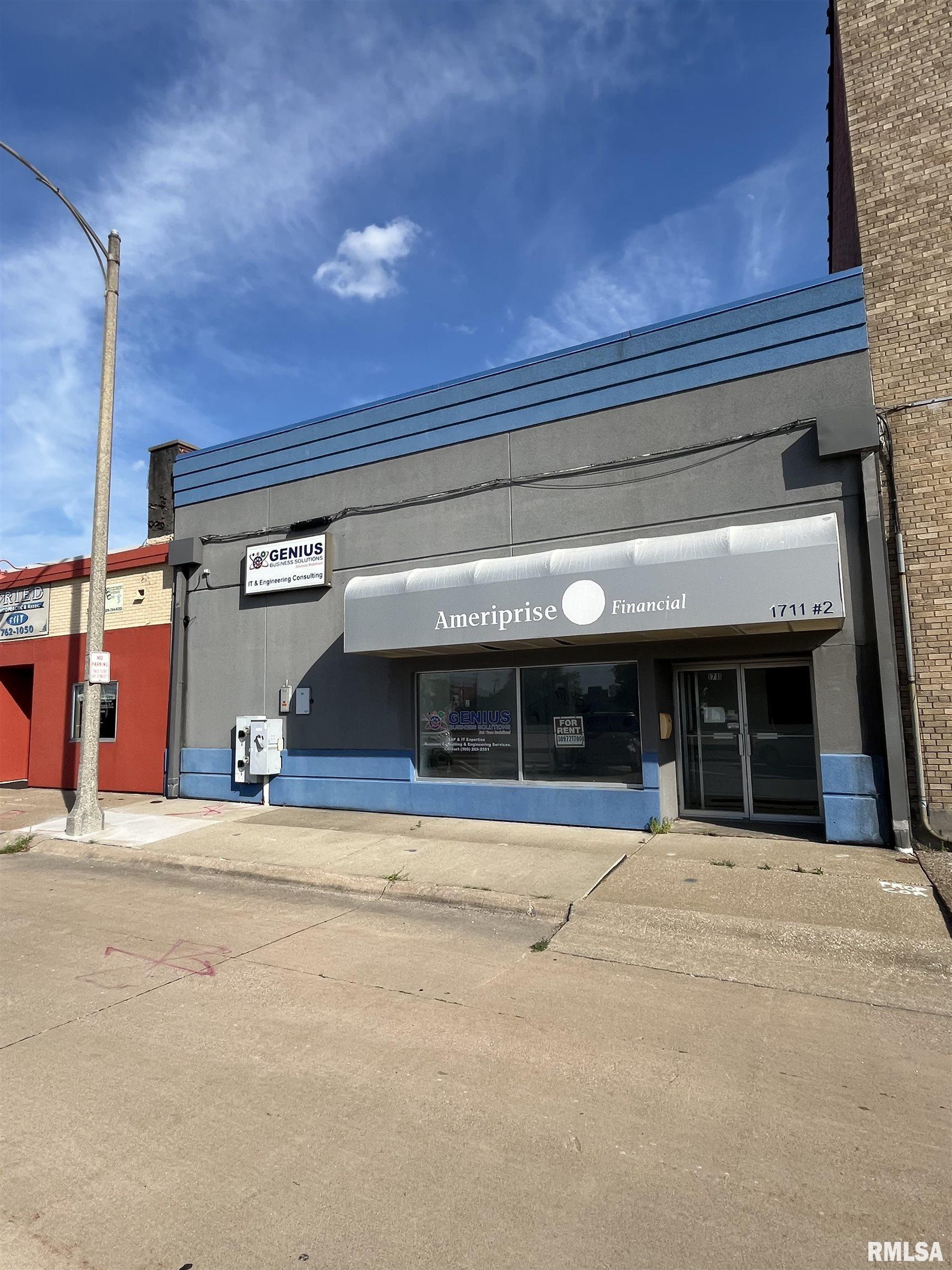 1711 5TH Avenue  Moline IL 61265