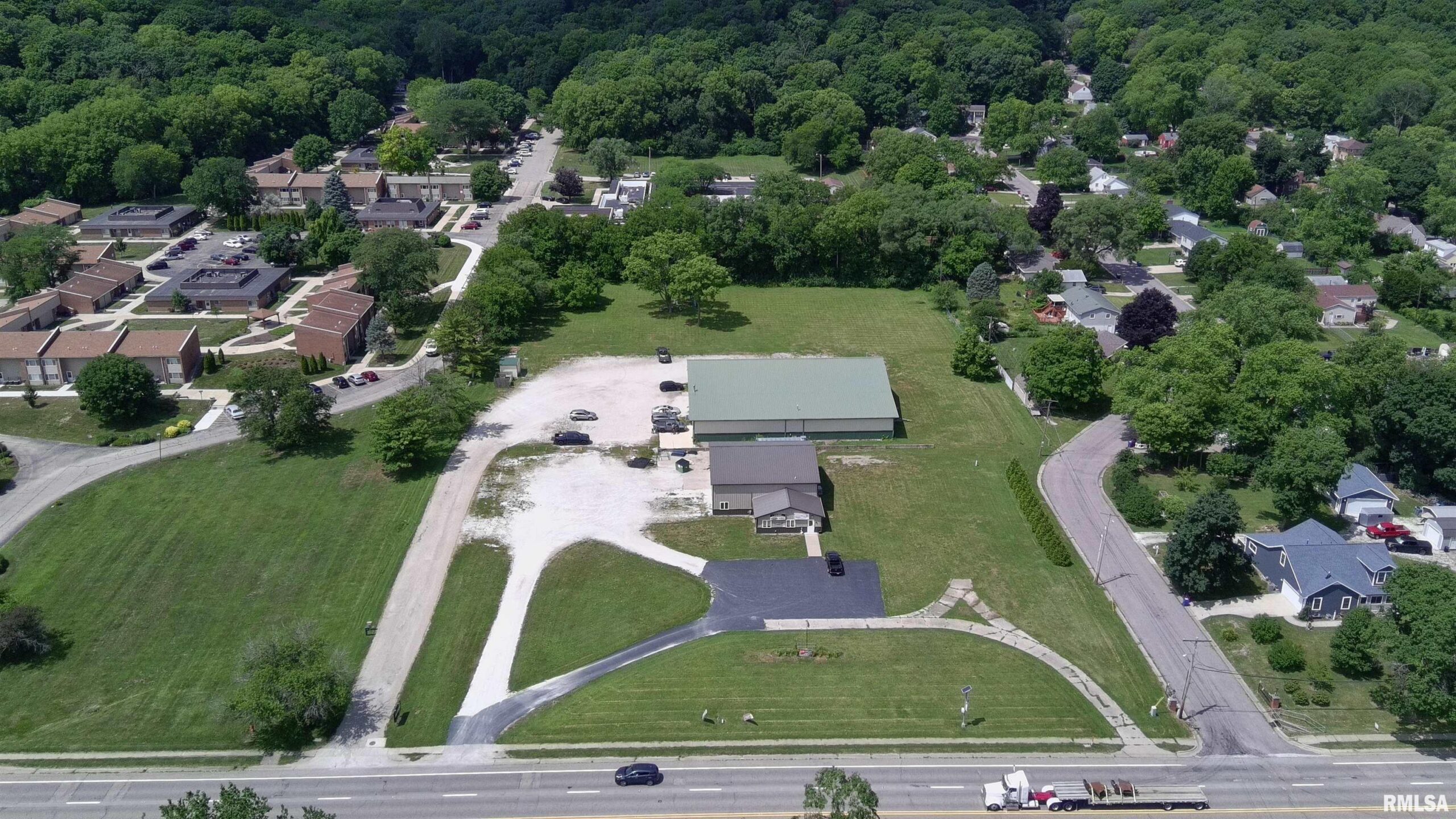 5619 GALENA Road  Peoria Heights IL 61616
