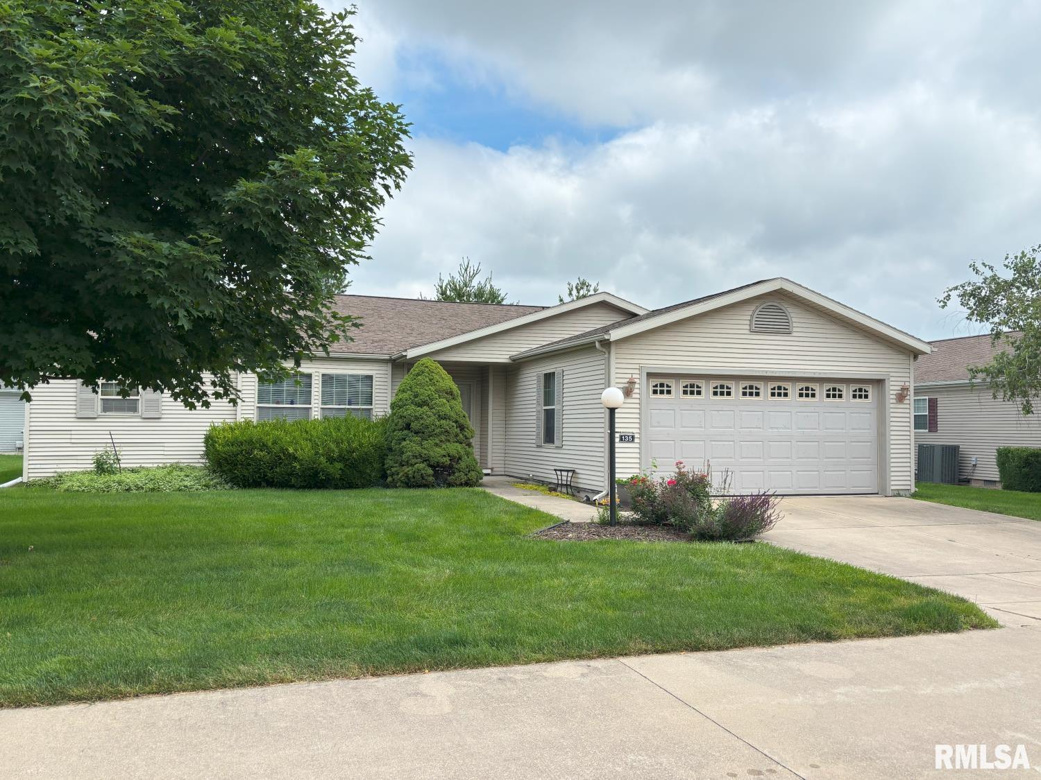 2800 Via Rosso Street #135 Springfield IL 62703