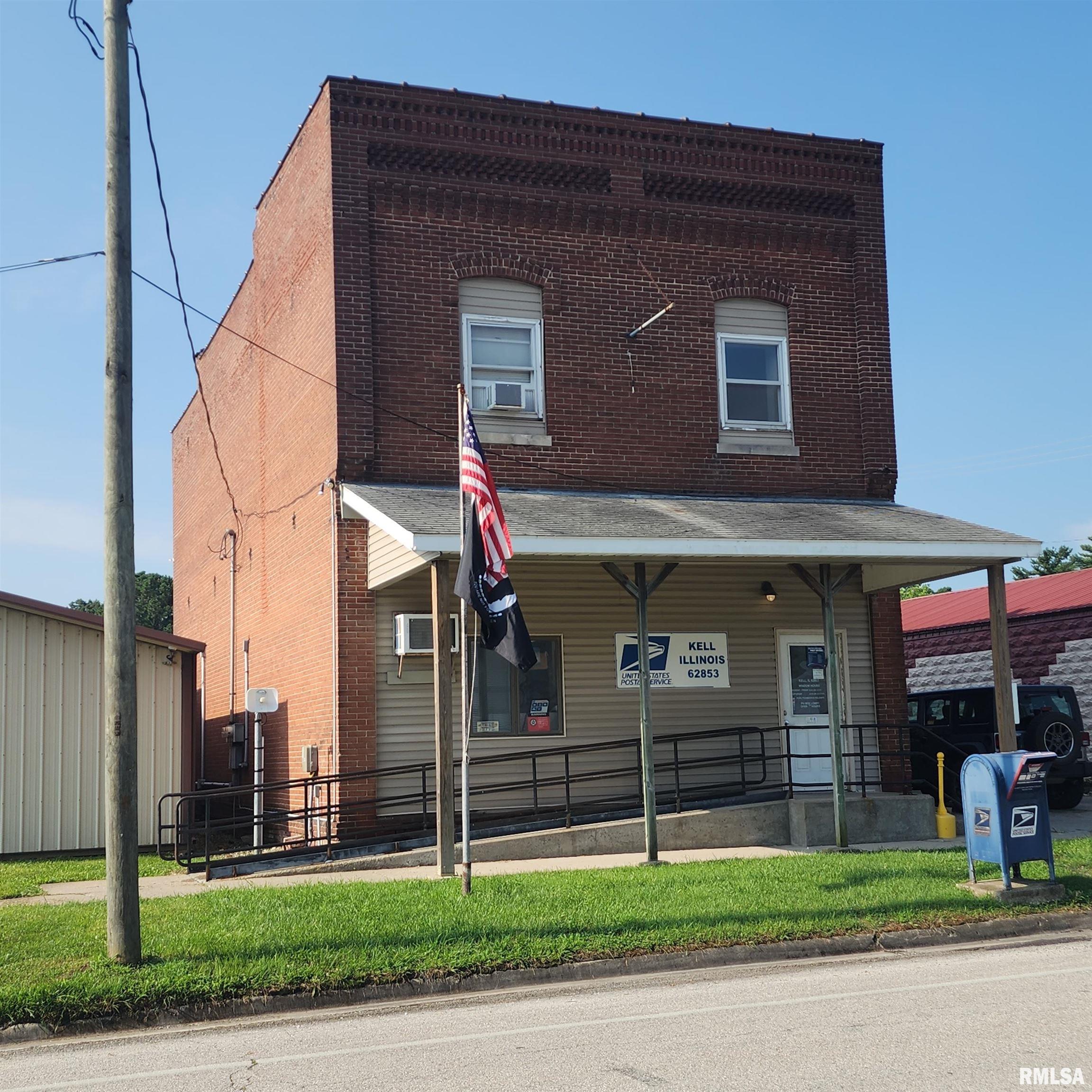 303 3RD Street Kell IL 62853