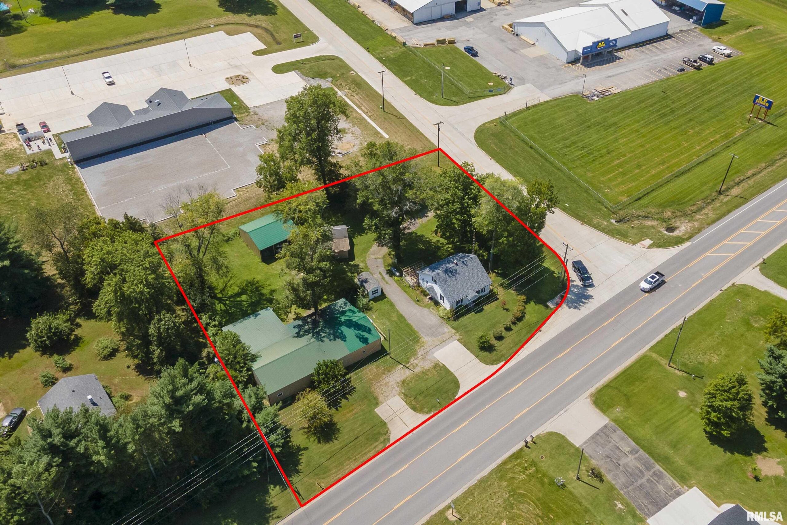 9221 Illinois Highway 15 Highway  Mt Vernon IL 62864
