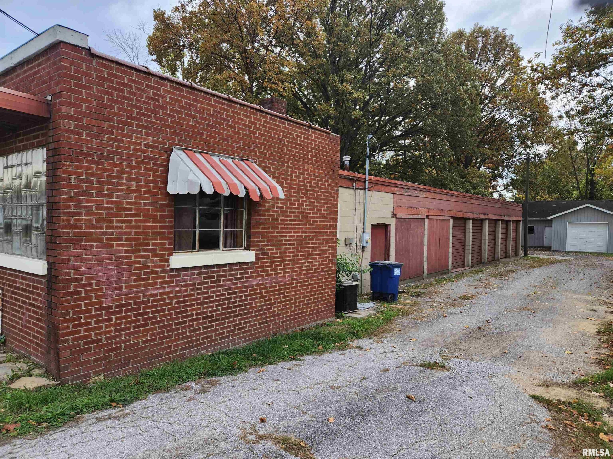 202 WATER Street  Pinckneyville IL 62274