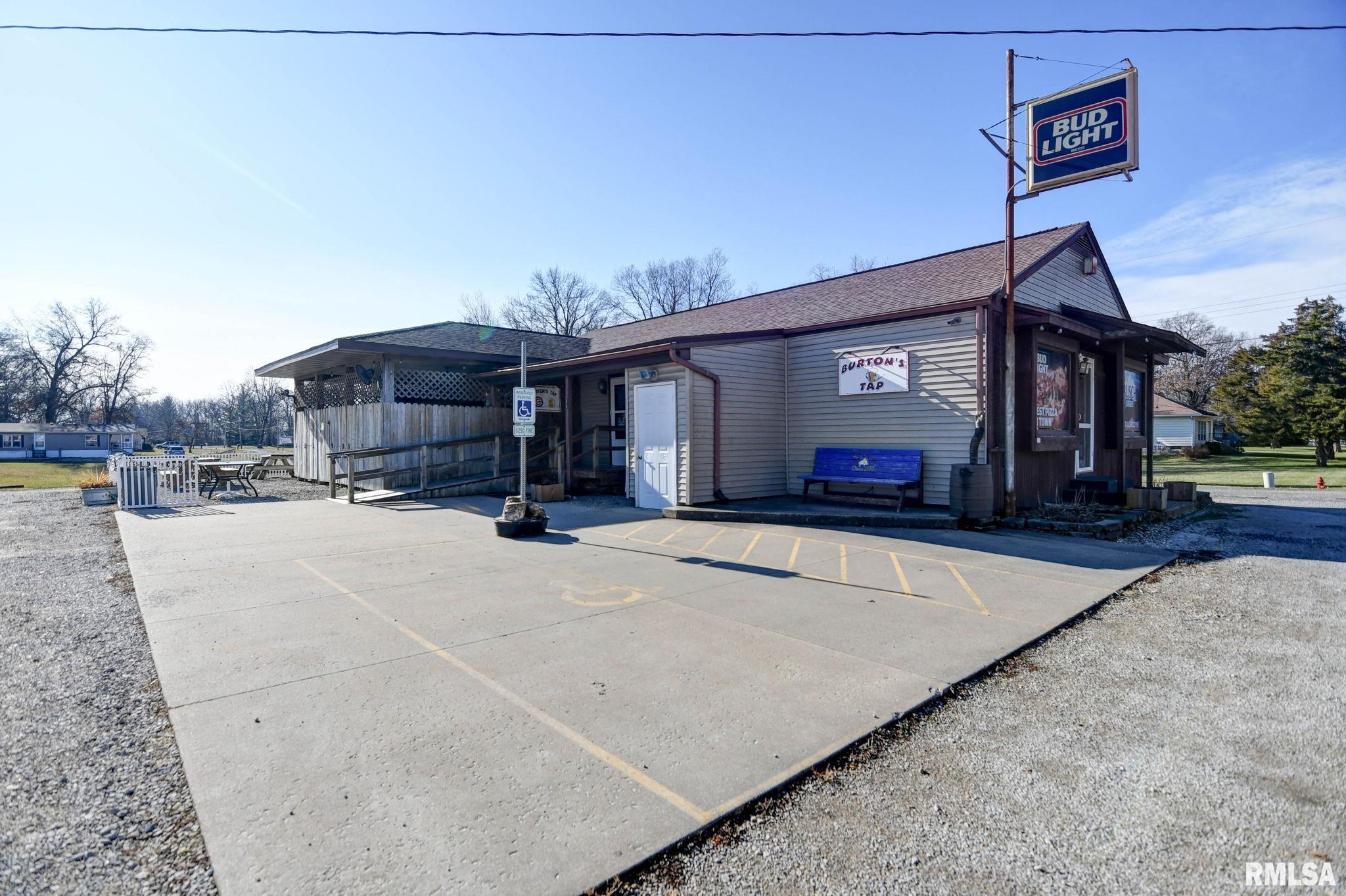 104 Taylorville Road  Taylorville IL 62568